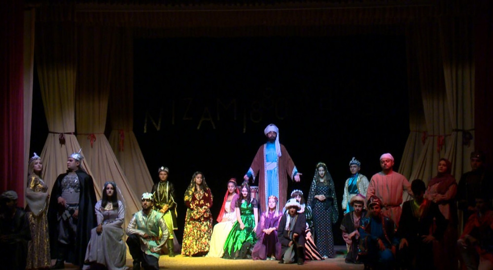 “Nizami dünyası" teatr müsabiqəsi davam edir<font color=red> - FOTOLAR</font>