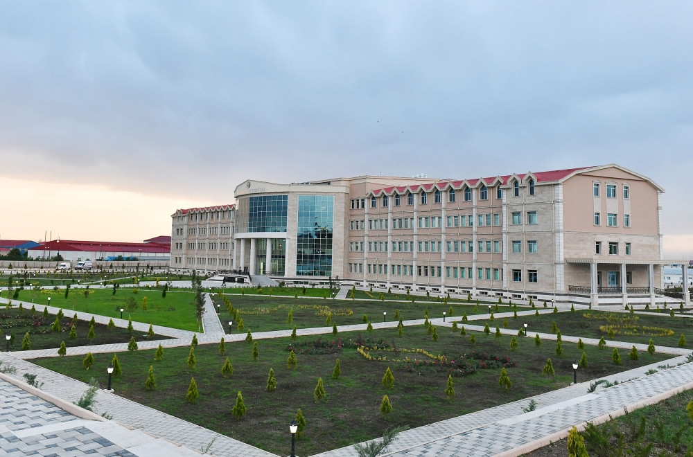 Naxçıvan Qarnizonu Mərkəzi Hospitalının açılışı olub<font color='red'> - YENİLƏNİB</font><font color=red> - FOTOLAR</font>