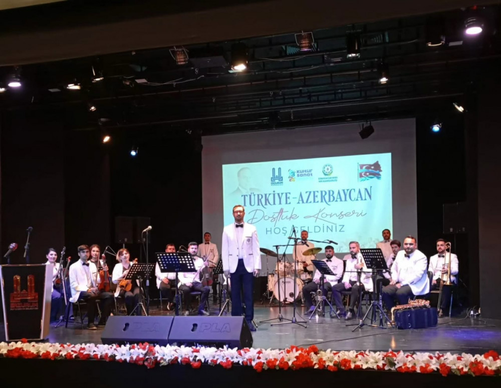 Naxçıvan Dövlət Filarmoniyasının Ərzurum şəhərində dostluq konserti keçirilib <font color=red> - FOTOLAR</font>
