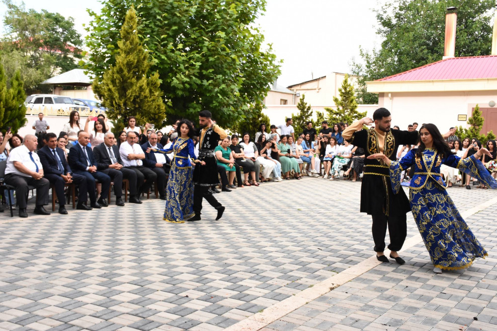 NMİ-də məzun tədbiri keçirilib<font color=red> - FOTOLAR</font>