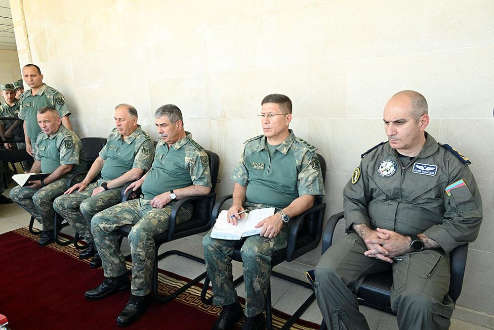 Azərbaycan Ordusunda taktiki-xüsusi təlim keçirilir<font color=red> - FOTOLAR</font>