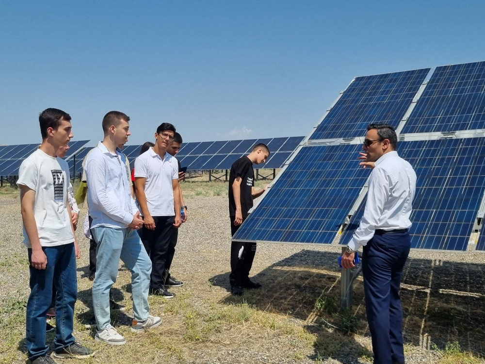 "Yaşıl enerji" poliqonuna çevrilən Naxçıvanda maarifləndirmə işləri davam edir<font color=red> - FOTOLAR</font>