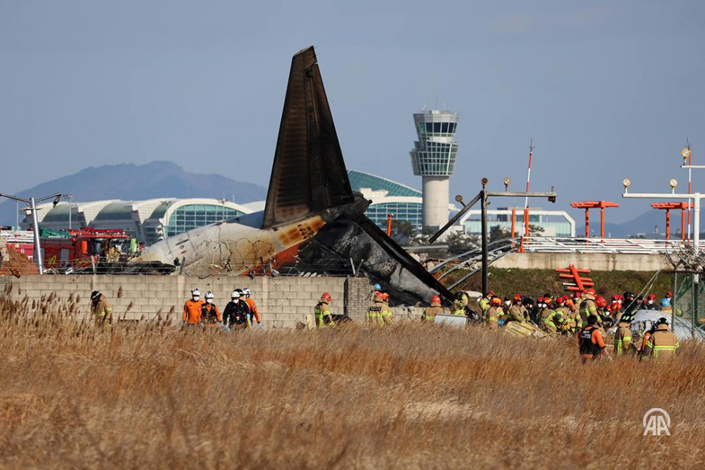 Yonhap: Qəzaya uğrayan təyyarədəki sərnişinlərin hamısı həlak olub <font color=red> - FOTOLAR</font>