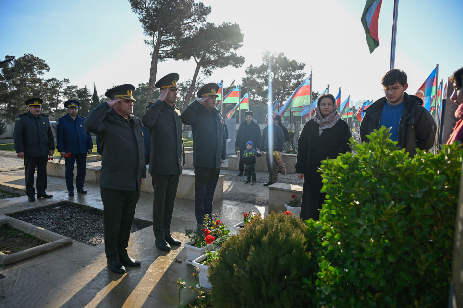 Milli Qəhrəman Polad Həşimovun doğum günündə xatirəsi yad edilib<font color=red> - FOTOLAR</font>