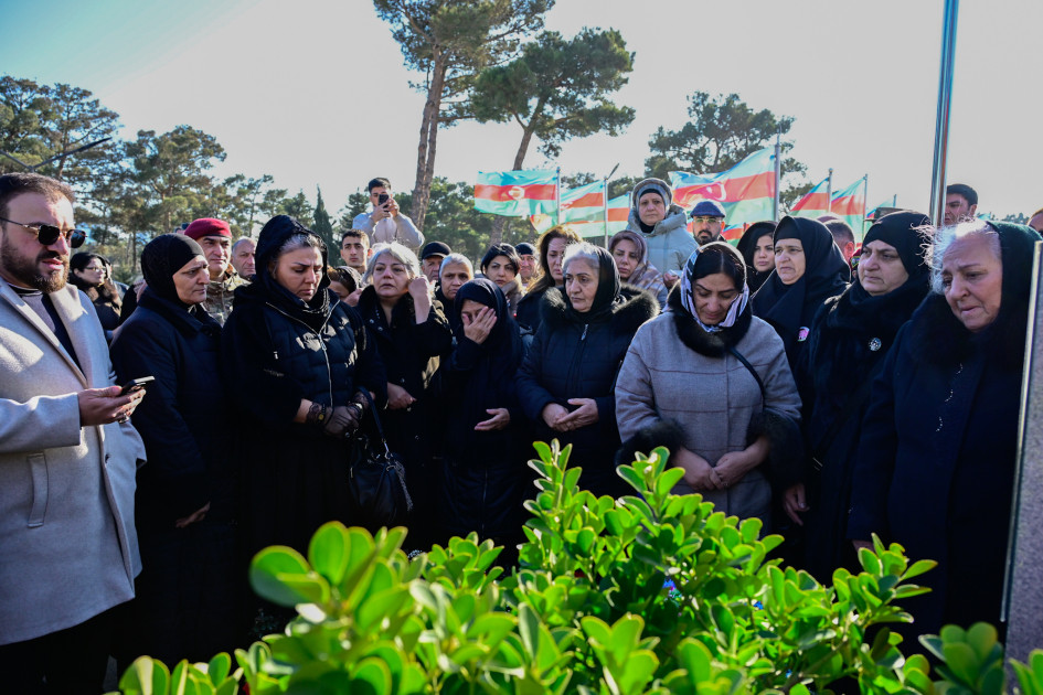 Milli Qəhrəman Polad Həşimovun doğum günündə xatirəsi yad edilib<font color=red> - FOTOLAR</font>