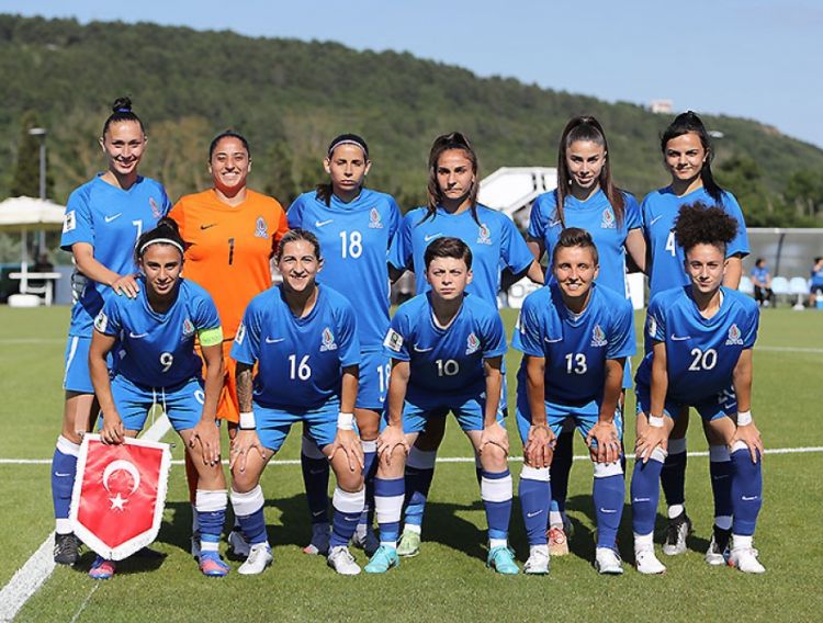 Türkiyə - Azərbaycan oyununda qalib müəyyənləşməyib