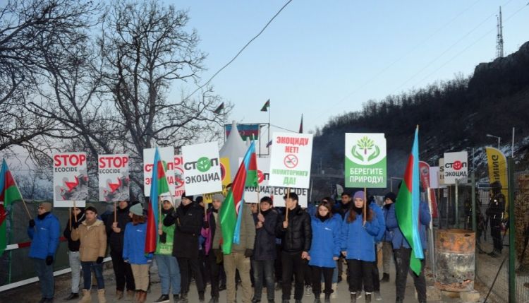 50-ci gün: Aksiya iştirakçıları tələblərində israrlıdırlar