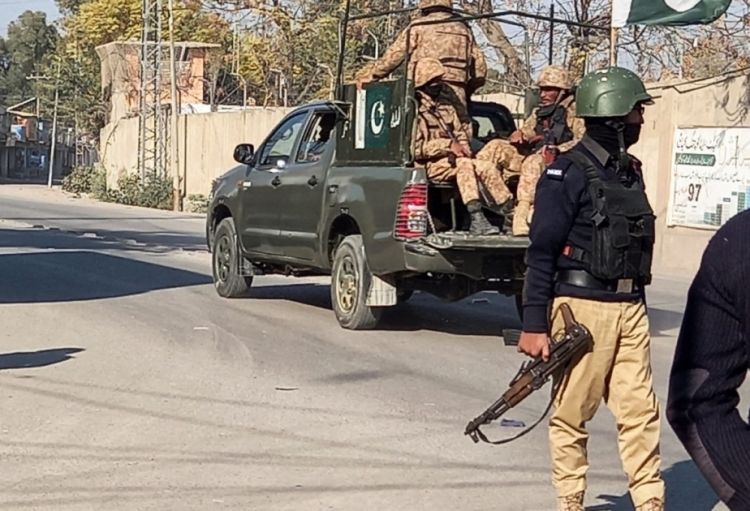 Pakistanın şimal-qərbində əməliyyat zamanı iki silahlı öldürülüb