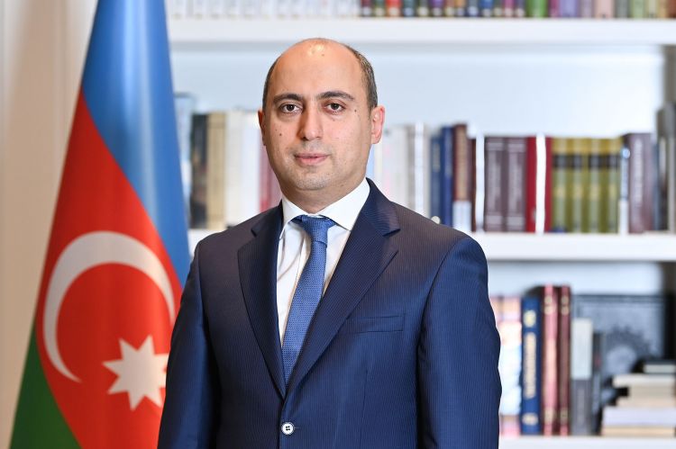 Nazir: Müəllimlərin gənc nəslin təlim-tərbiyəsində, cəmiyyətin inkişafında rolu əvəzsizdir