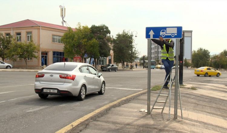 Naxçıvan şəhərinə yük avtomobillərinin girişi məhdudlaşdırıldı<font color=red> - VİDEO</font>