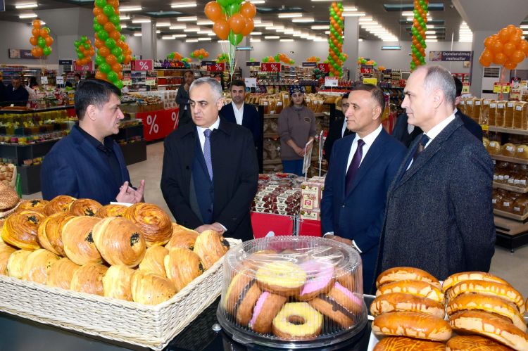 Naxçıvanda “Araz”ın yeni  mağazası istifadəyə verilib<font color=red> - FOTOLAR</font>