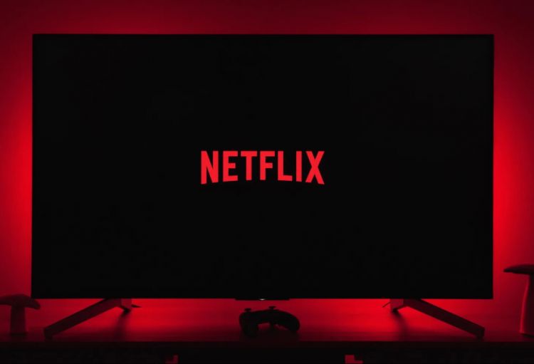 “Netflix” abunə qiymətlərini artırır