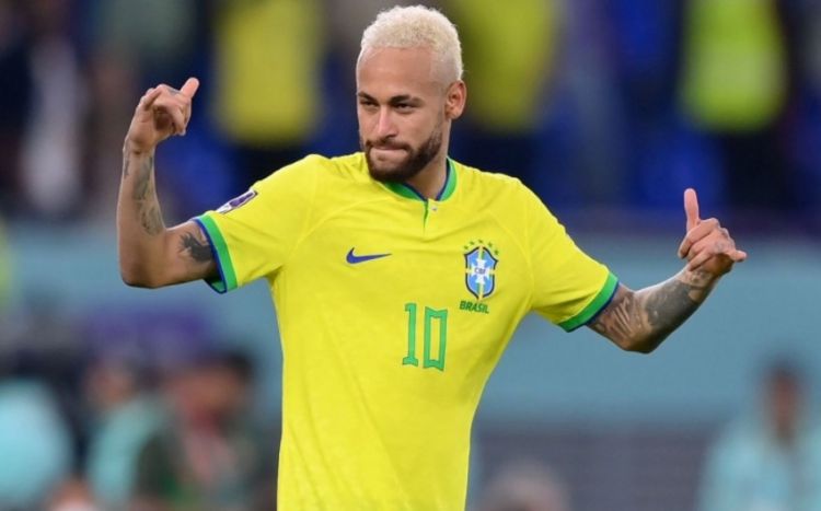 Neymar Pelenin “Santos”da geyindiyi 10 nömrəli formada oynayacaq